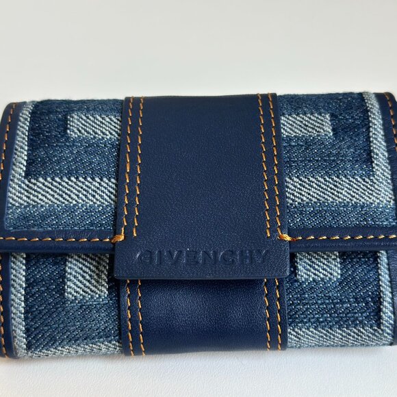 Givenchy Blue and Gray Key & Card Holder - Picture 6 of 6